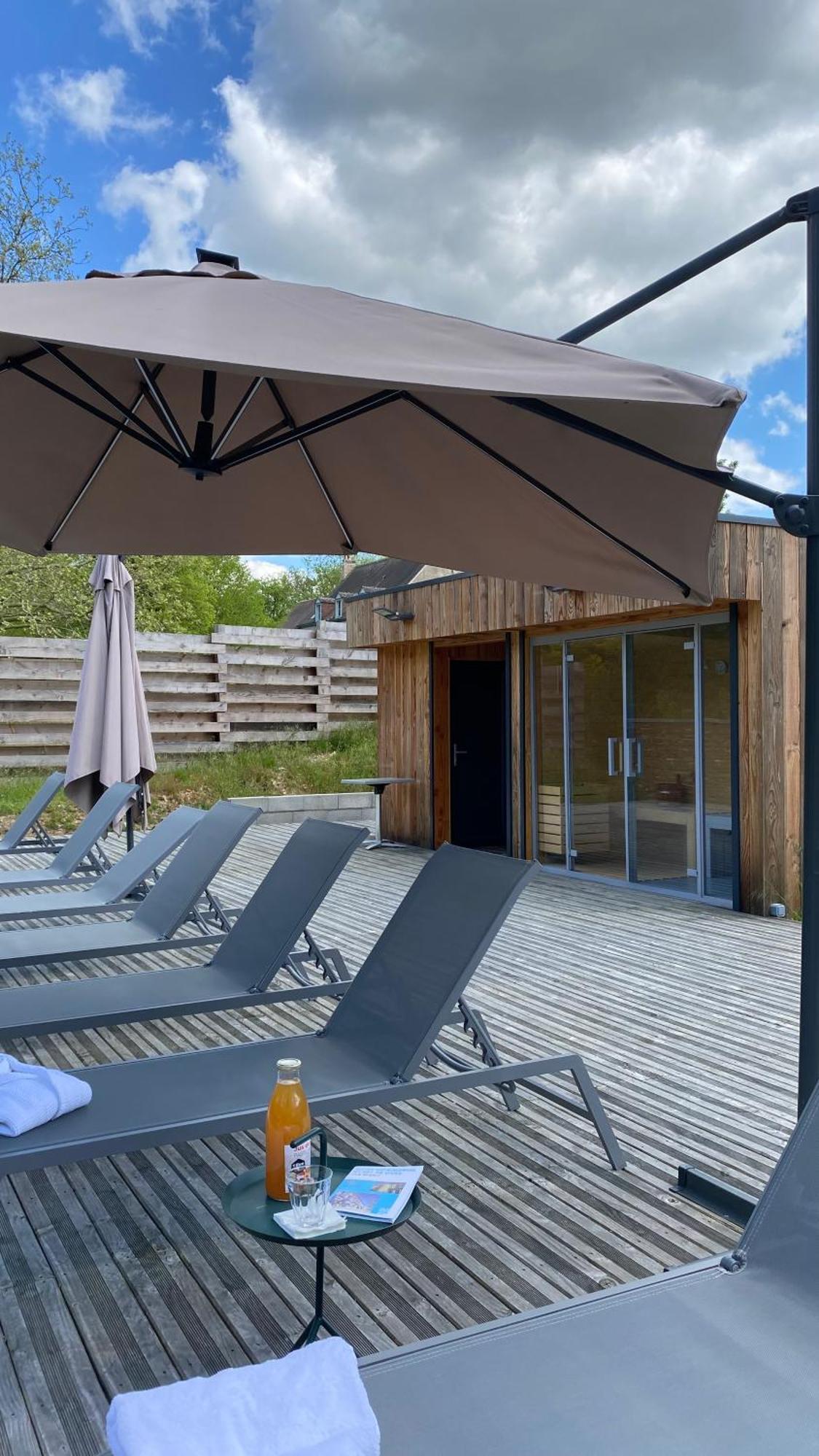 Domaine De L'Epau Eco-Resort Yvré-lʼÉvêque Dış mekan fotoğraf